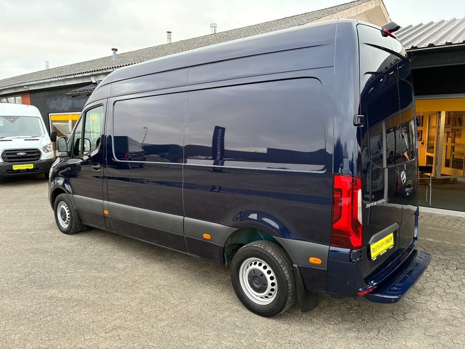 Mercedes Sprinter 215 2,0 CDi A2 Kassevogn aut. FWD