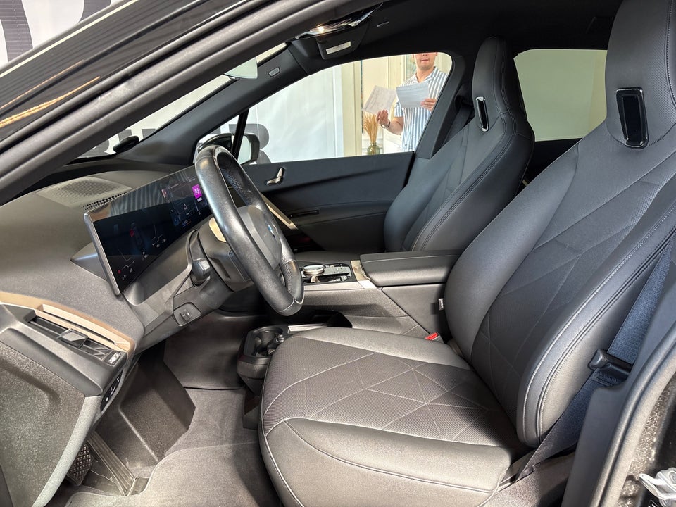BMW iX xDrive40 Sport 5d