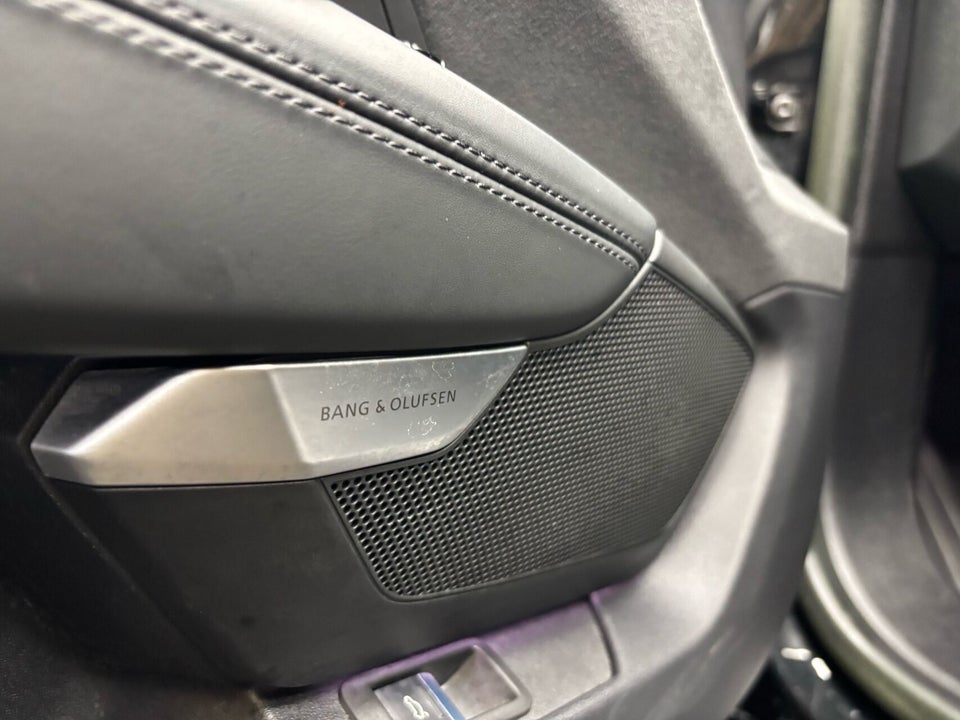 Audi e-tron GT quattro 4d