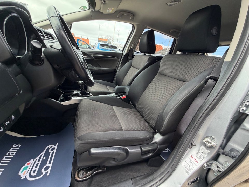 Honda Jazz 1,3 i-VTEC Elegance 5d