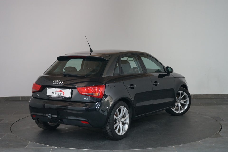 Audi A1 1,6 TDi 90 Ambition Sportback 5d