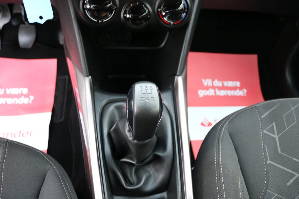 Peugeot 2008 1,2 VTi 82 Motion+ 5d