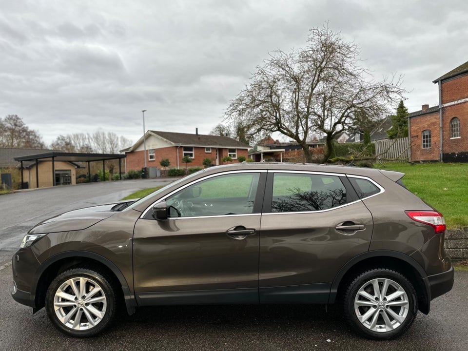 Nissan Qashqai 1,5 dCi 110 N-Connecta 5d