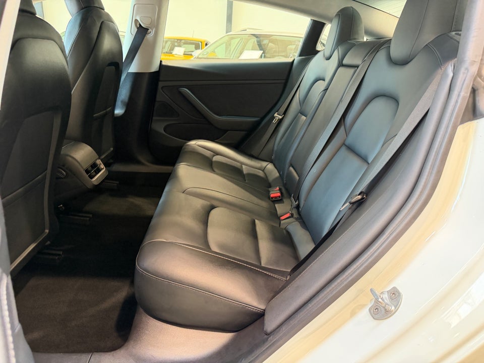 Tesla Model 3 Performance AWD 4d