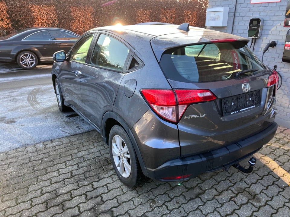 Honda HR-V 1,5 i-VTEC Elegance 5d