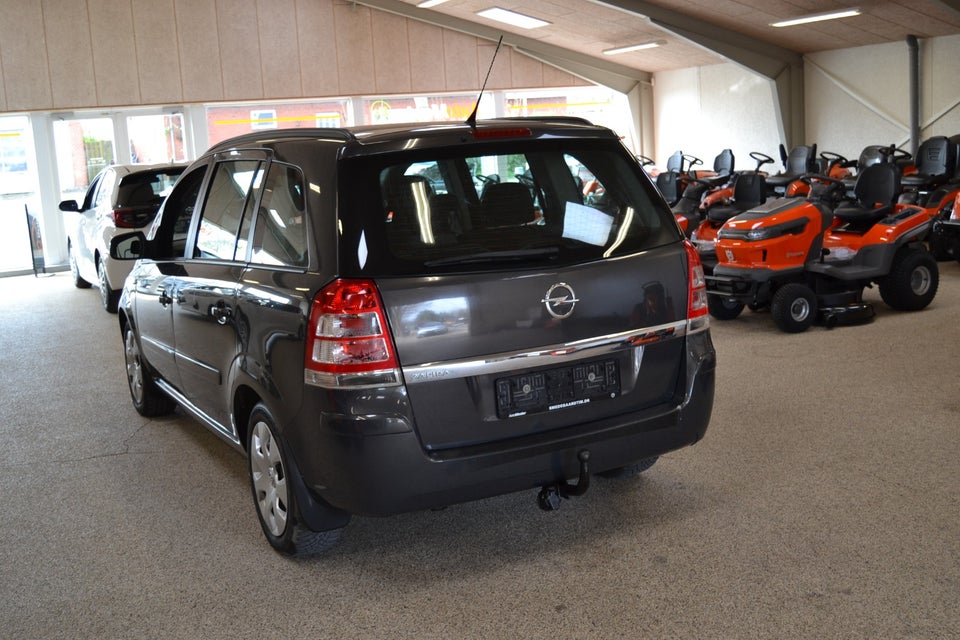 Opel Zafira 1,8 16V Classic 7prs 5d
