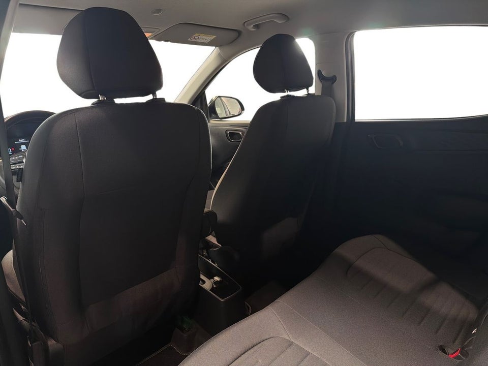 Hyundai i10 1,0 MPi Essential 5d