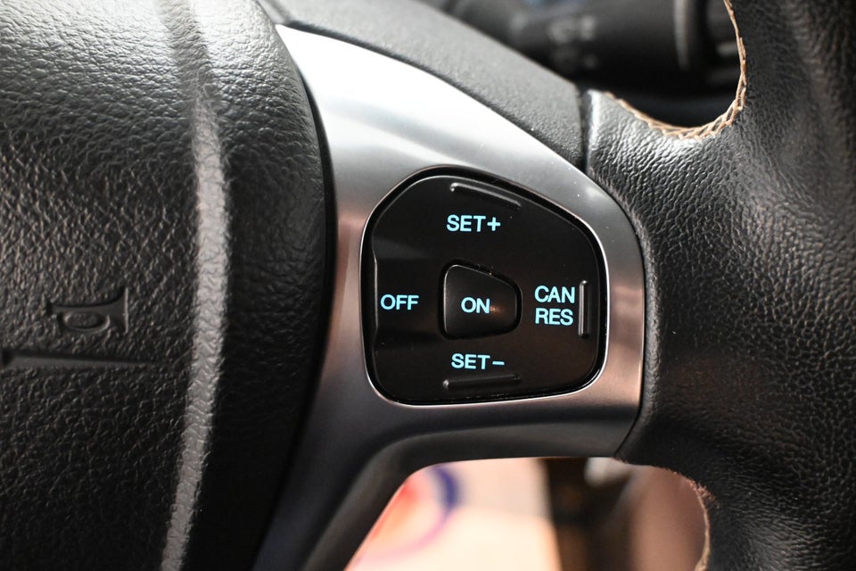 Ford Fiesta 1,0 SCTi 100 Titanium Fun 5d