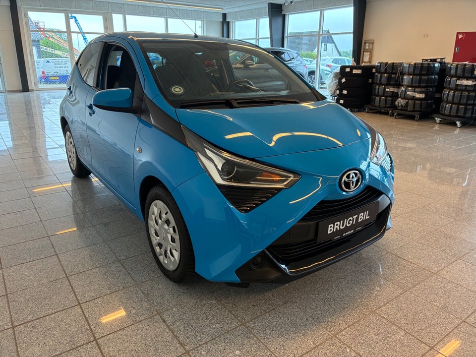 Toyota Aygo 1,0 VVT-i x-pression 5d