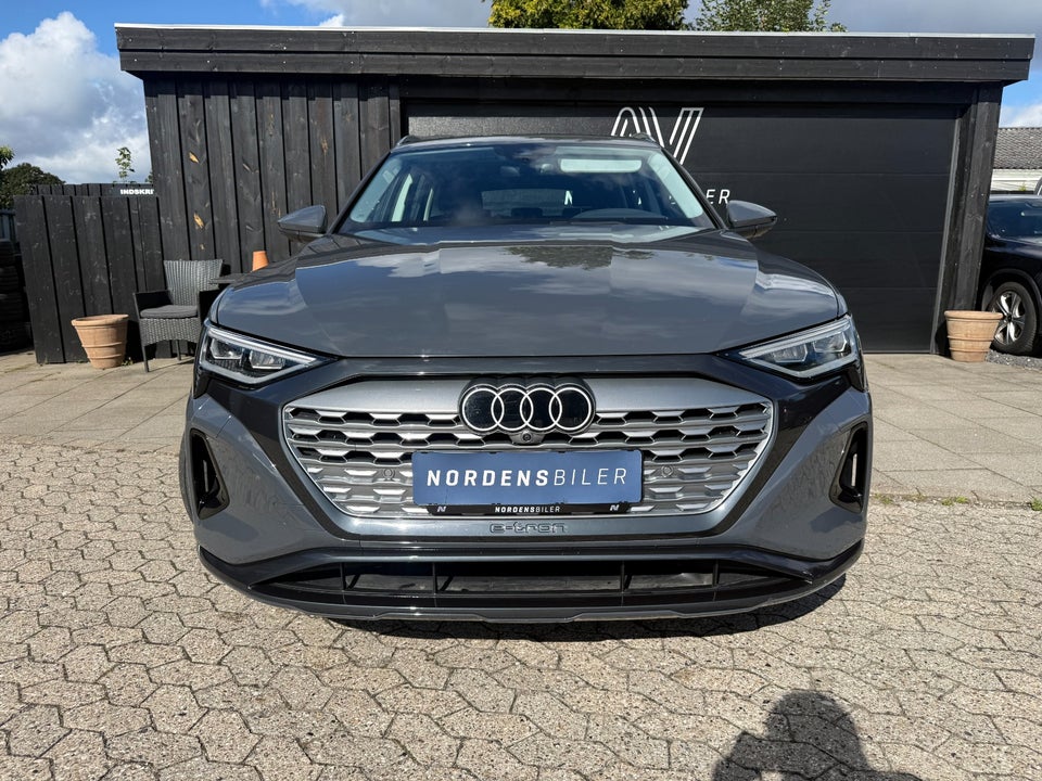 Audi Q8 e-tron 55 Prestige quattro 5d