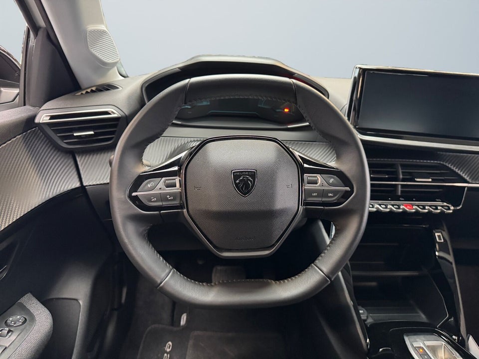 Peugeot e-208 50 Style 5d