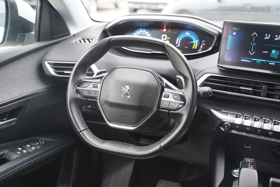 Peugeot 3008 1,6 Hybrid Allure Pack EAT8 5d
