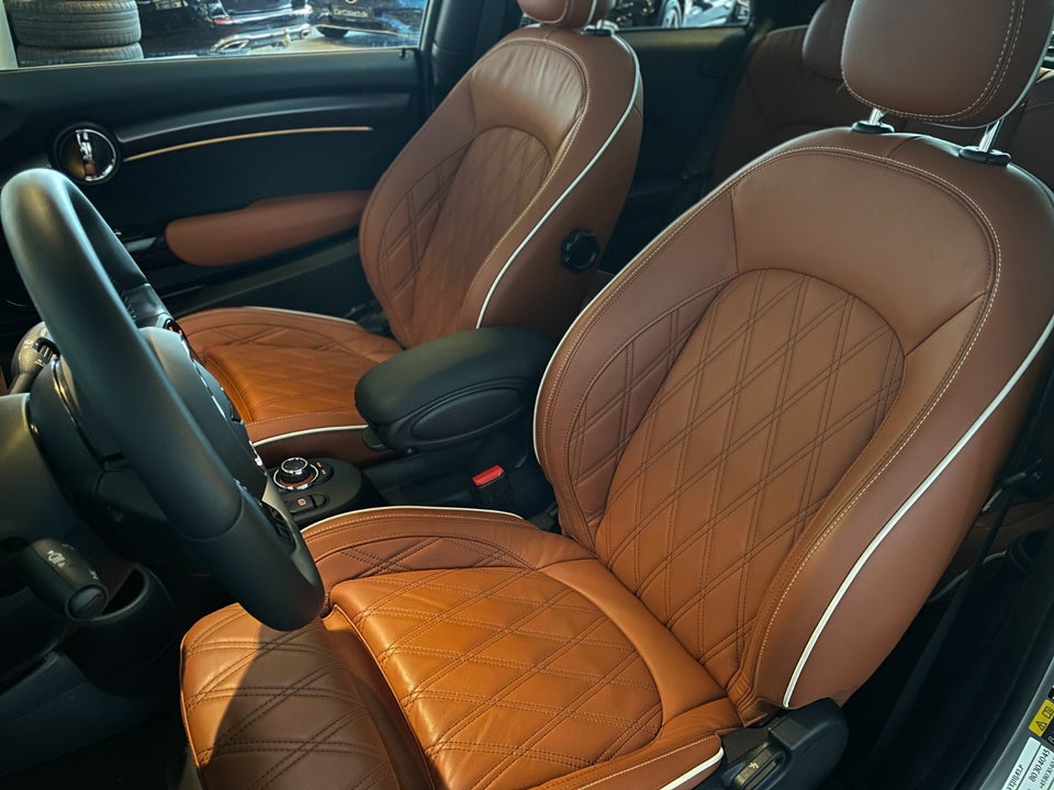 MINI Cooper SE Maximise 3d