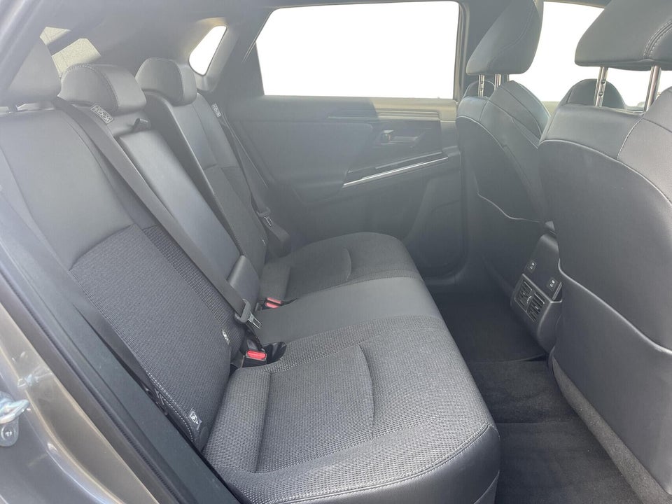 Toyota bZ4X Active Design 5d