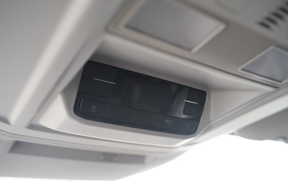 VW Crafter 35 2,0 TDi 140 Kassevogn L3H2