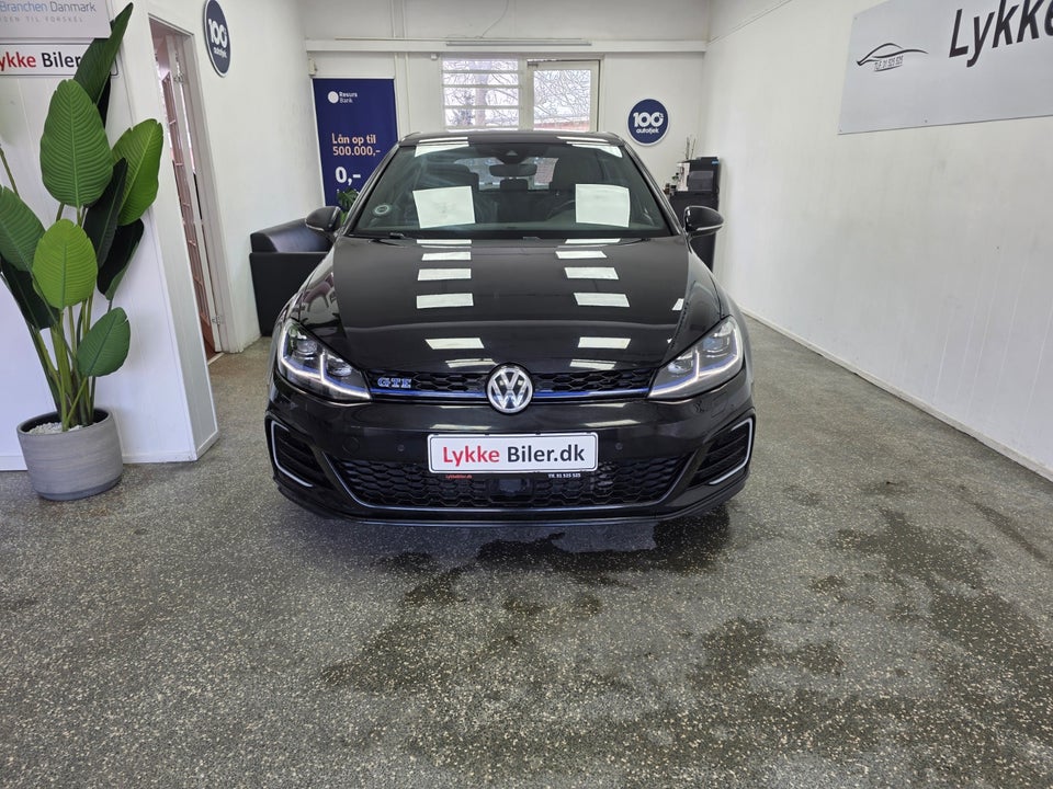 VW Golf VII 1,4 GTE DSG 5d