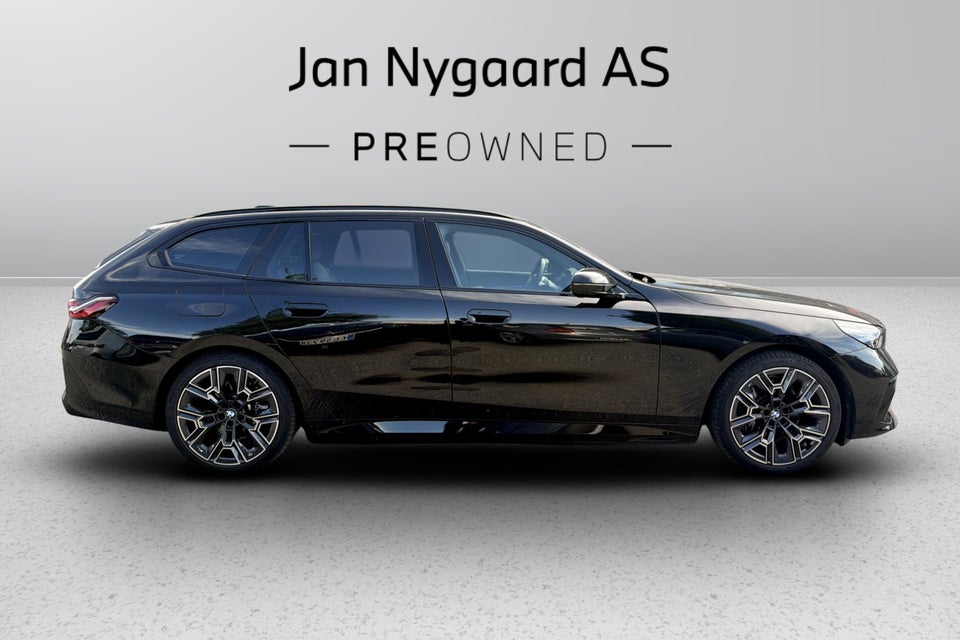 BMW i5 eDrive40 Touring Fully Charged M-Sport 5d