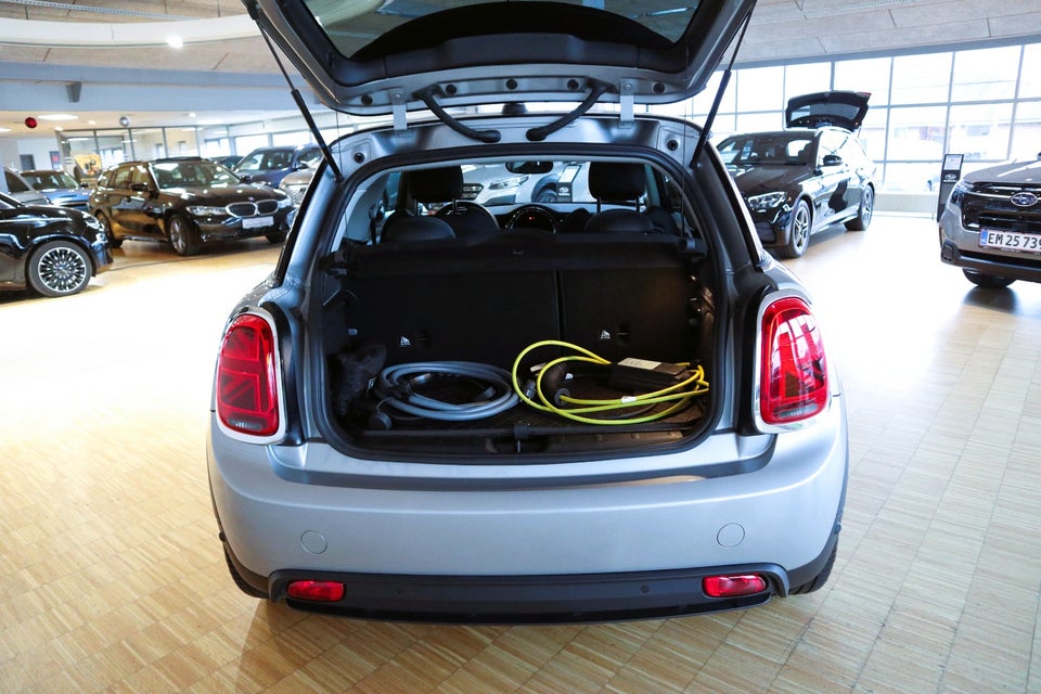 MINI Cooper SE Classic Trim 3d