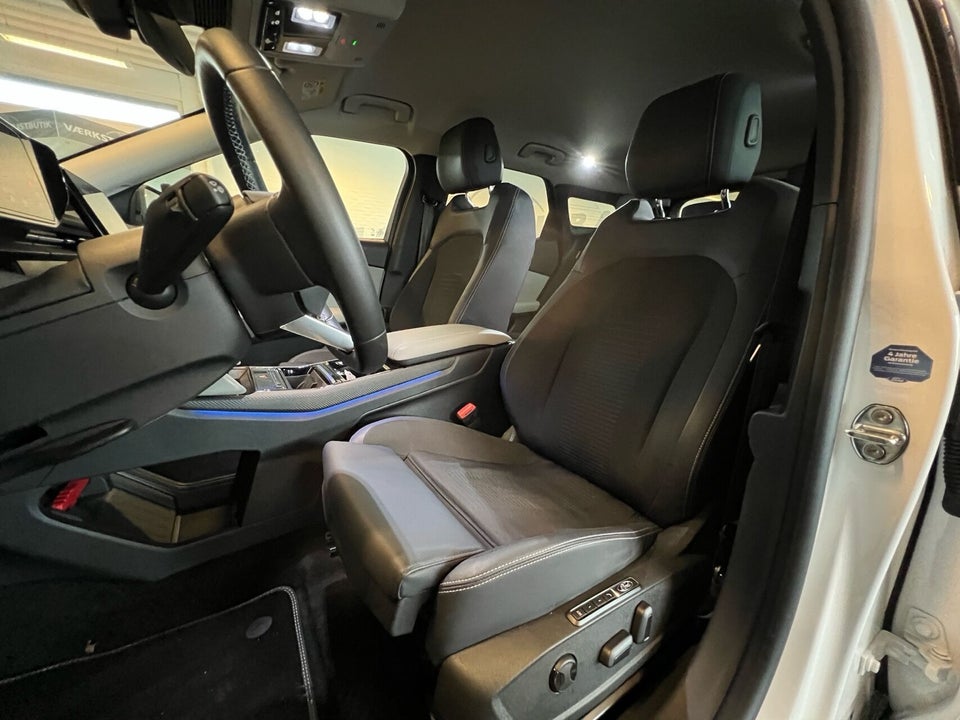 Ford Explorer 79 Premium Extended Range AWD 5d