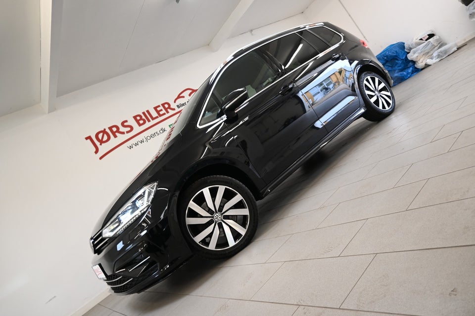 VW Touran 1,8 TSi 180 R-line DSG 7prs 5d