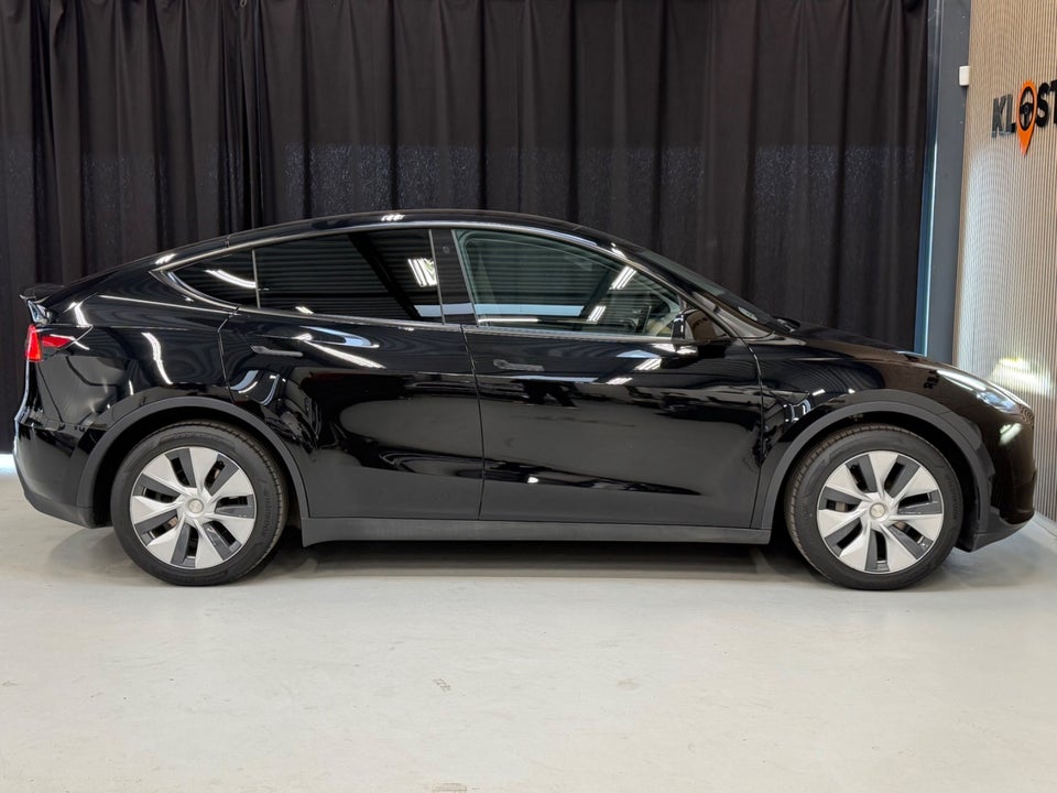 Tesla Model Y RWD 5d