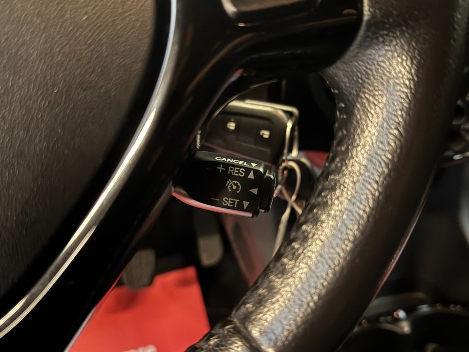 Peugeot 108 1,0 e-VTi 69 Allure 5d