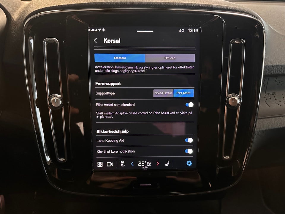 Volvo XC40 P6 ReCharge Plus 5d