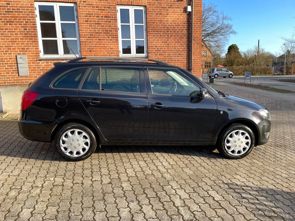 Skoda Fabia 1,2 12V Active Combi 5d