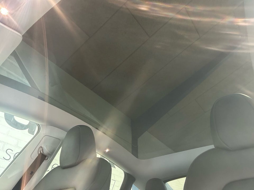 Tesla Model Y Long Range RWD 5d
