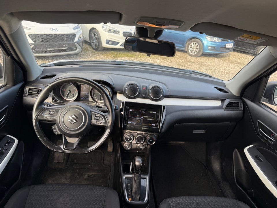 Suzuki Swift 1,2 Dualjet Exclusive CVT 5d