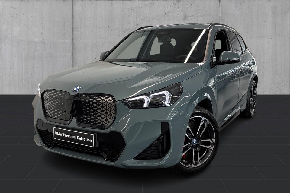 BMW iX1 eDrive20 M-Sport Pro 5d