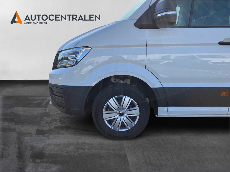 VW Crafter 35 2,0 TDi 163 Kassevogn L3H3 aut. RWD