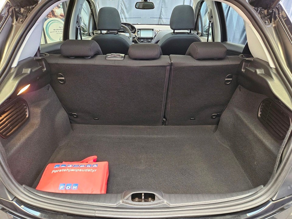 Peugeot 208 1,5 BlueHDi 100 Prestige Sky 5d