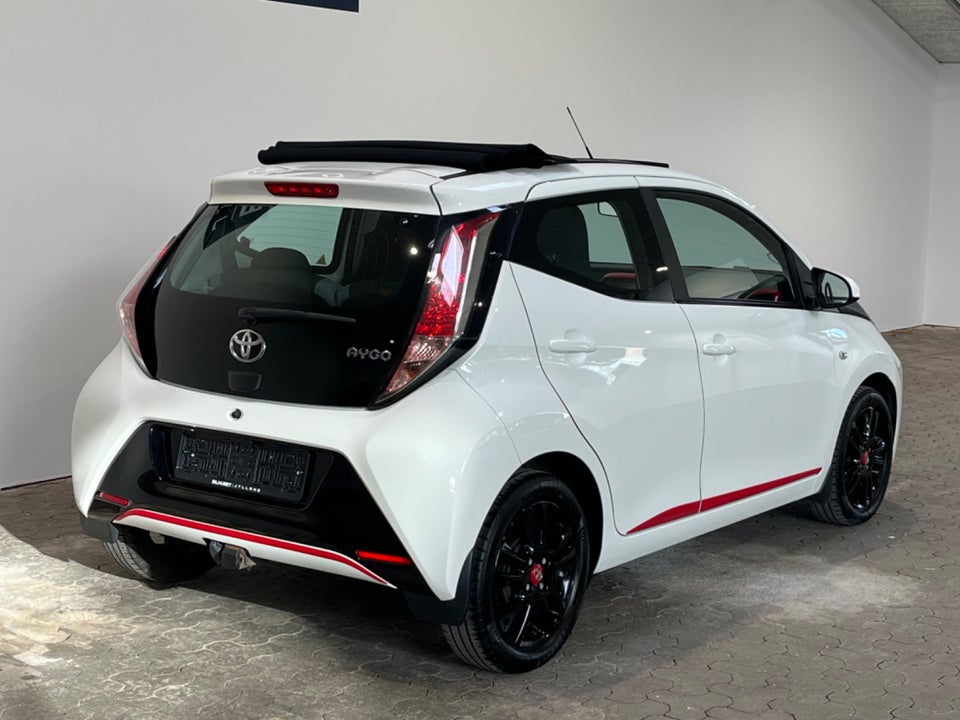 Toyota Aygo 1,0 VVT-i x-sky 5d