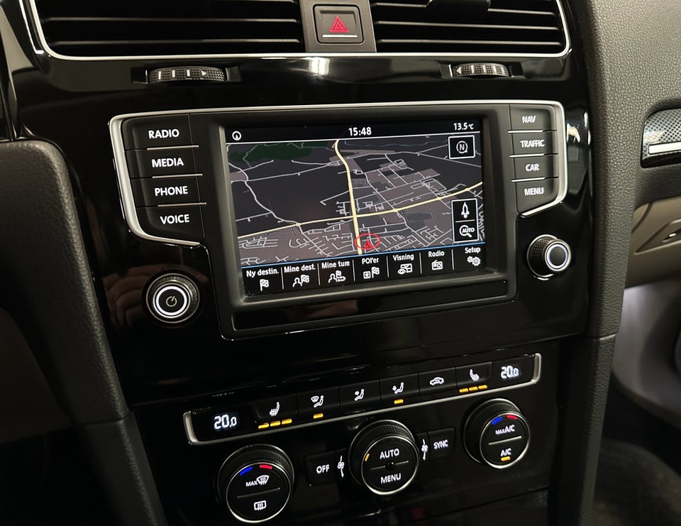 VW Golf VII 1,4 TSi 150 Highline DSG BMT 5d