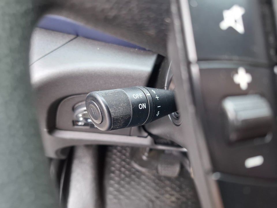 Iveco Daily 2,3 35S16 Alukasse m/lift AG8 2d