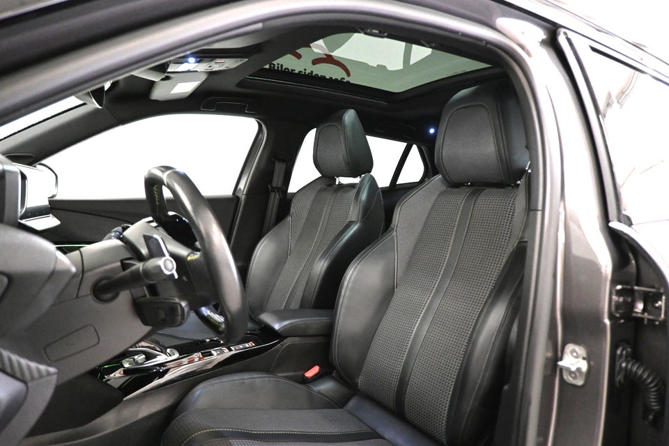 Peugeot 2008 1,2 PureTech 130 GT EAT8 5d