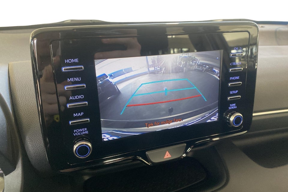 Toyota Yaris 1,5 Active Tech+ CVT 5d