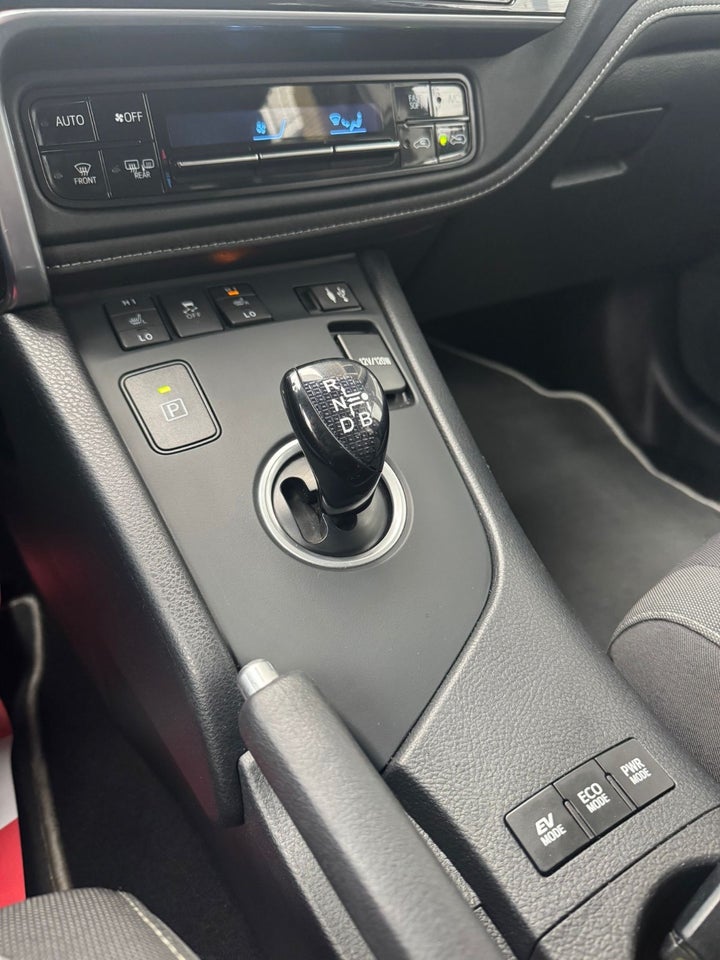 Toyota Auris 1,8 Hybrid H2 Touring Sports CVT 5d