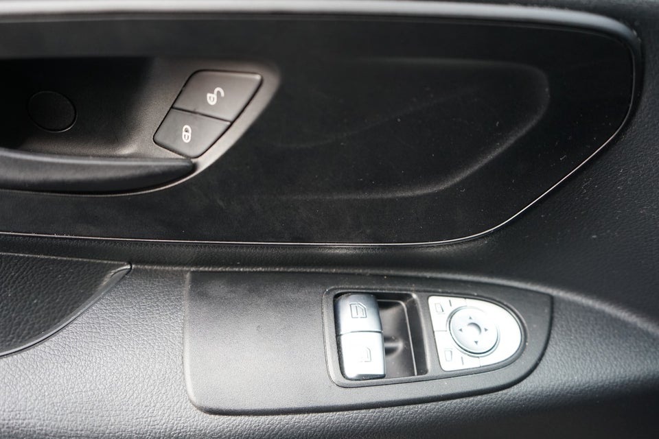 Mercedes Vito 114 2,0 CDi A2 Kassevogn PRO RWD