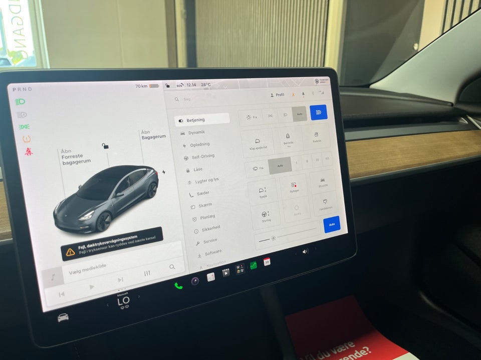 Tesla Model 3 Standard Range+ RWD 4d