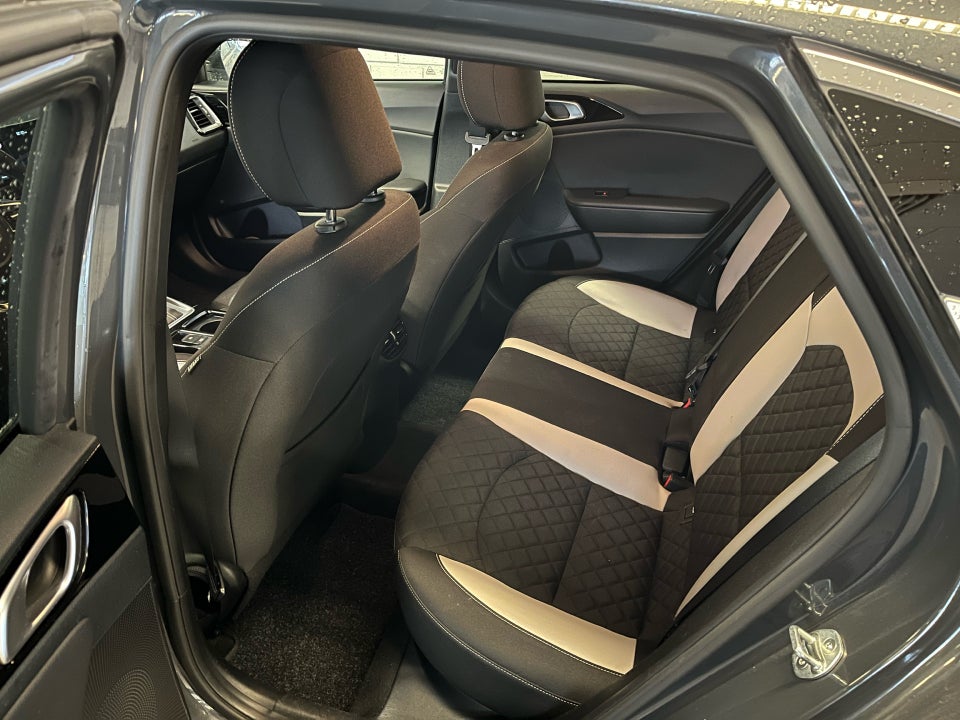 Kia ProCeed 1,4 T-GDi GT-Line DCT 5d