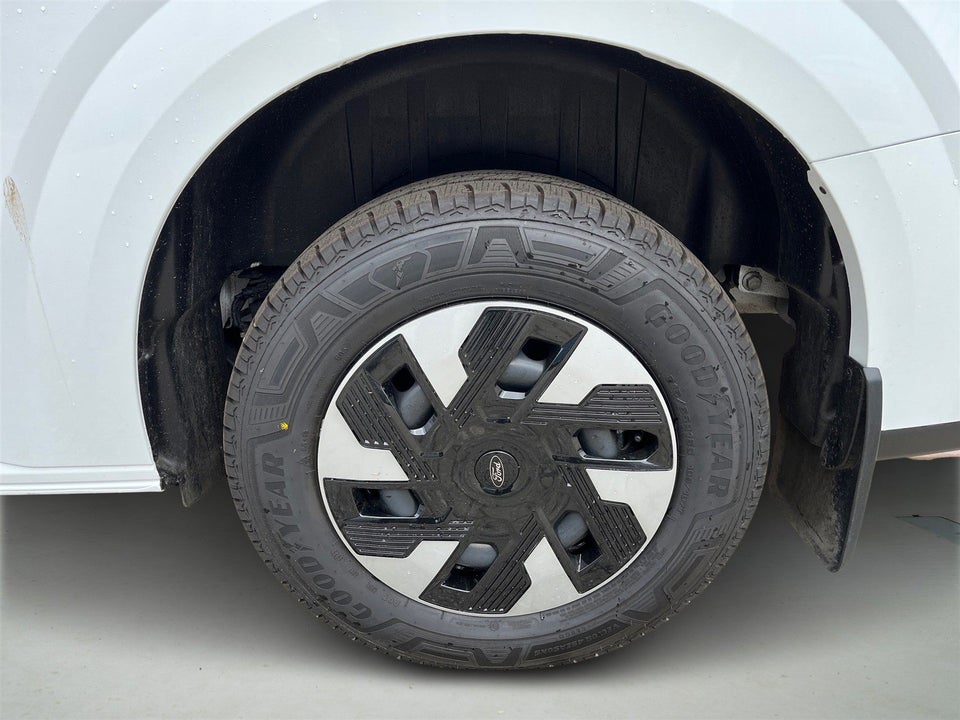 Ford E-Transit Custom 340L 64 Trend