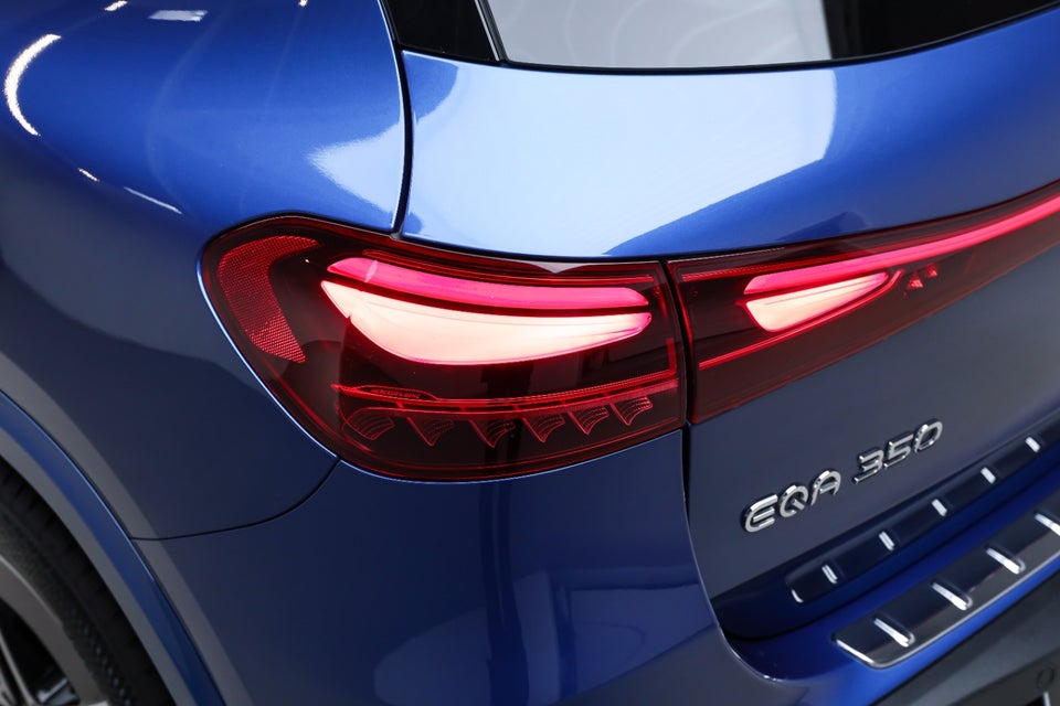 Mercedes EQA350 AMG Line Premium 4Matic 5d
