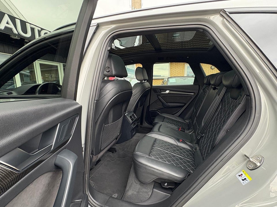 Audi Q5 3,0 TDi 286 S-line quattro Tiptr. 5d