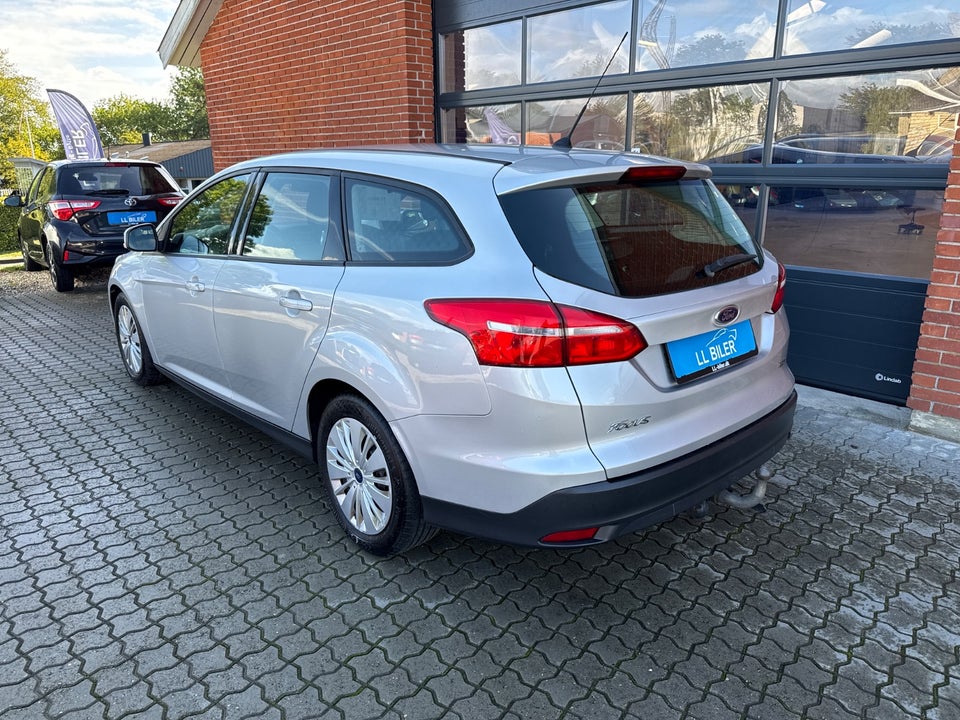 Ford Focus 1,0 SCTi 125 Business stc. 5d