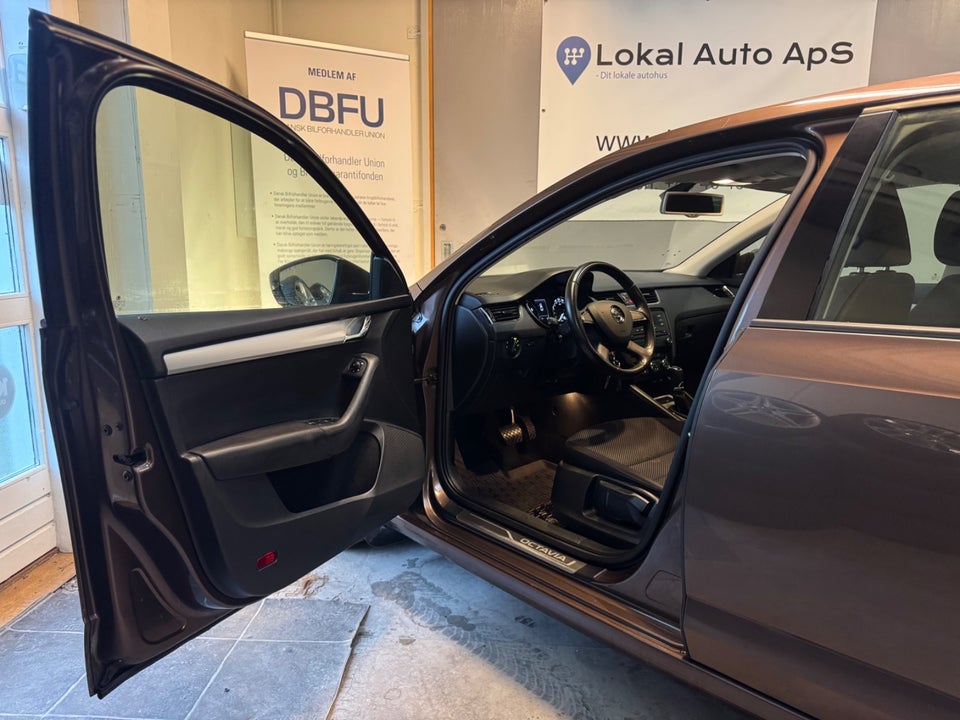 Skoda Octavia 1,4 TSi 140 Ambition DSG 5d
