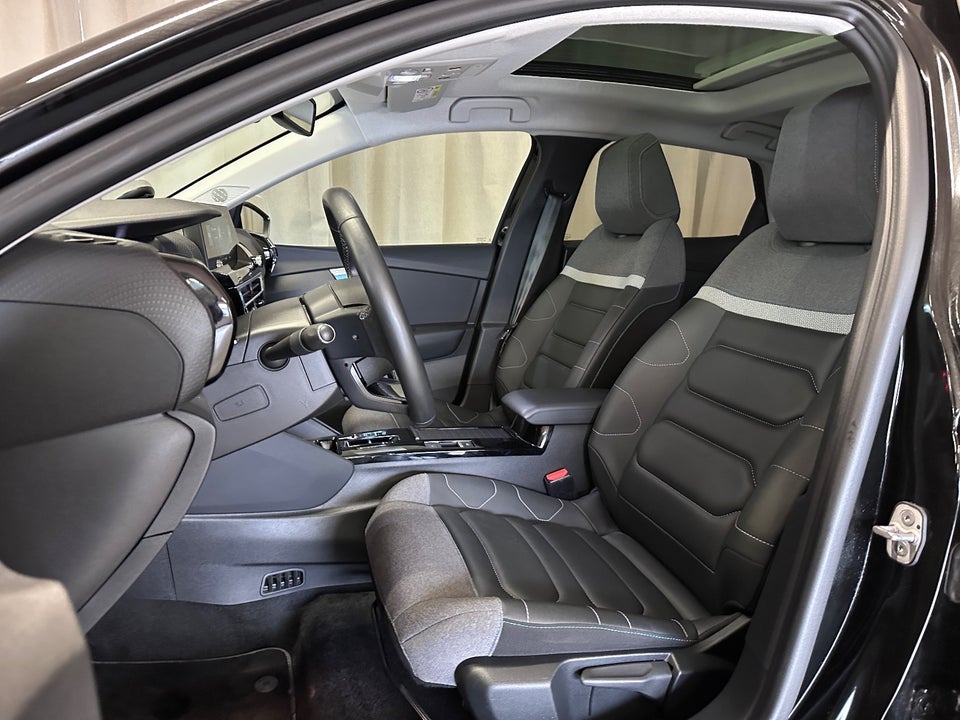 Citroën ë-C4 50 Shine Sport 5d