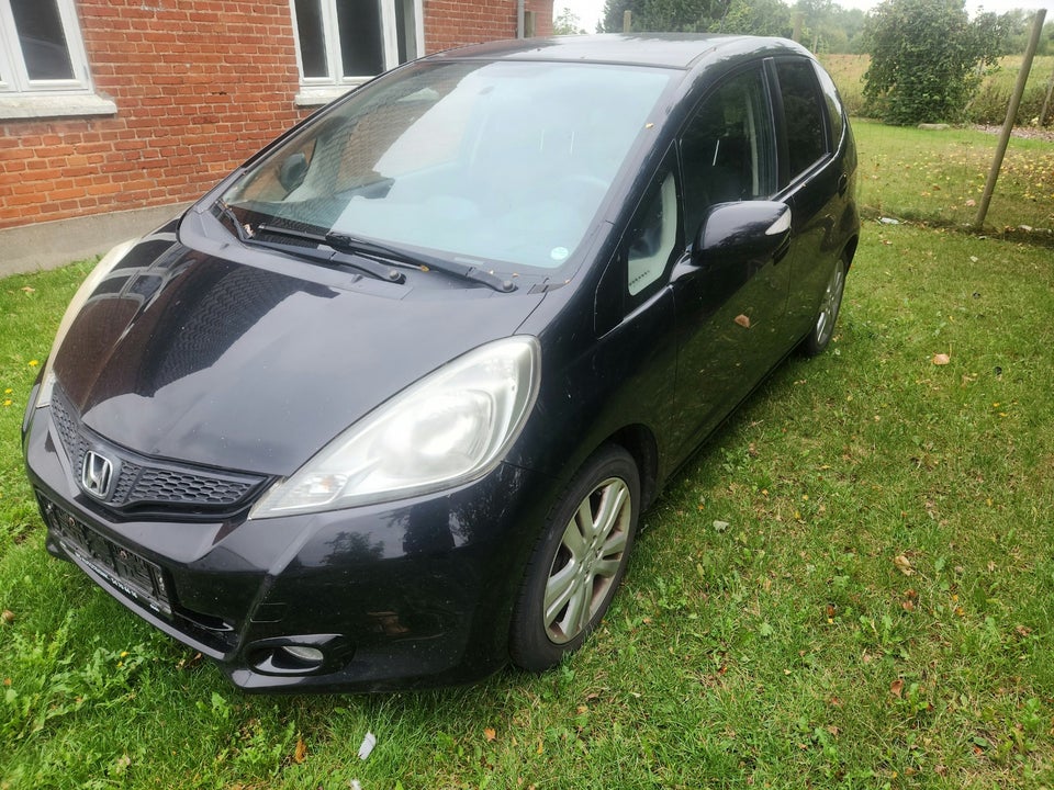 Honda Jazz 1,4 Elegance CVT 5d