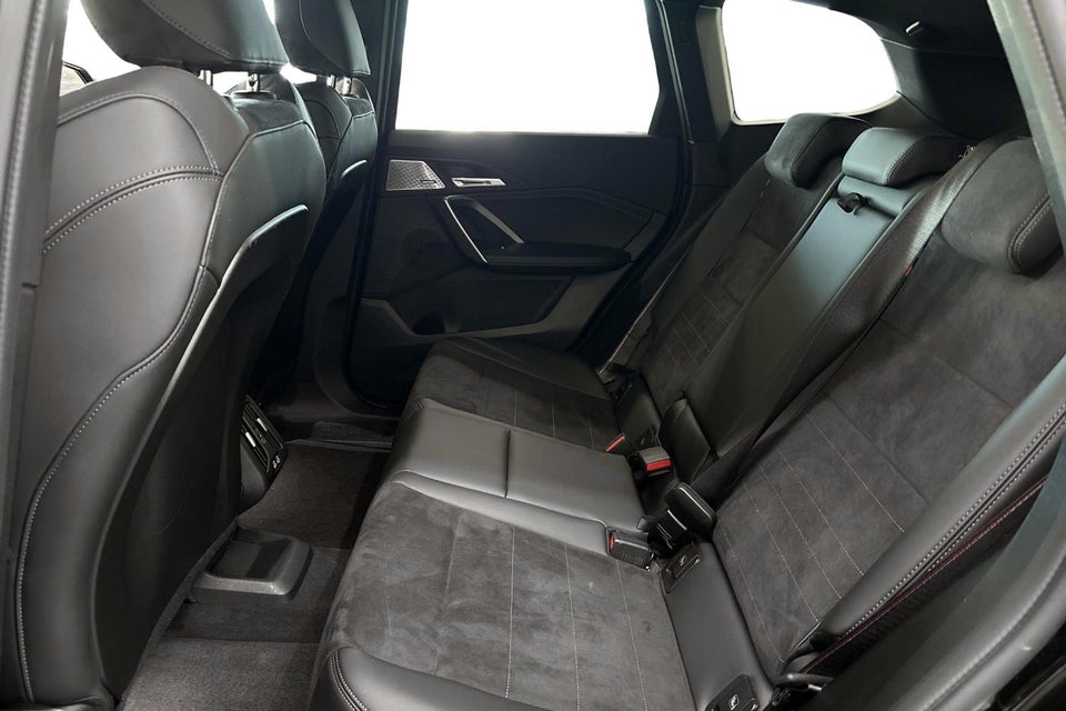 BMW iX1 eDrive20 M-Sport Pro 5d